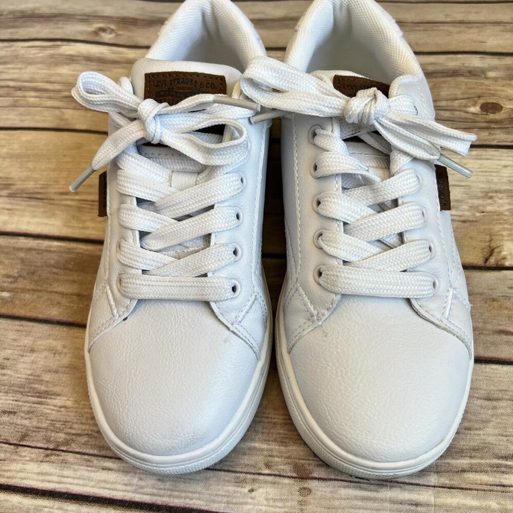 Levi's White Sneakers - Picture 5 of 9
